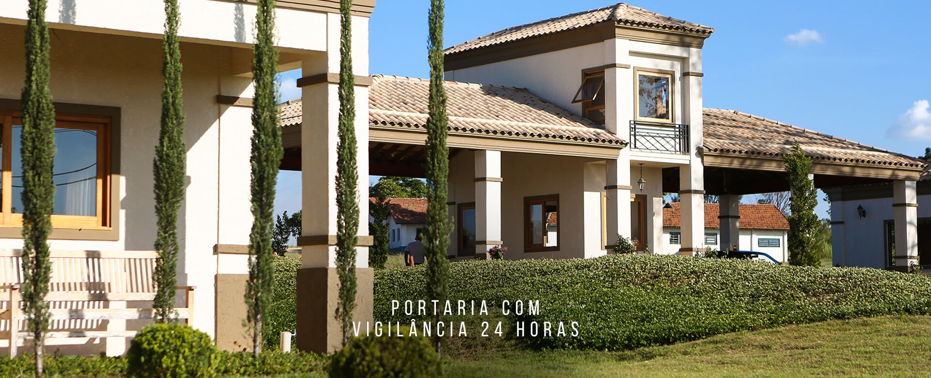 Portaria com vigilância 24hrs