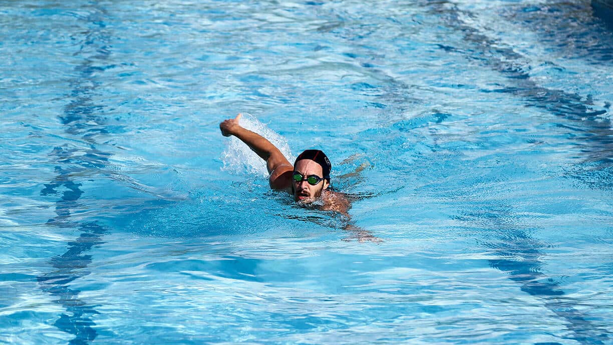 Piscina - Condomínio Campos de Santo Antônio II